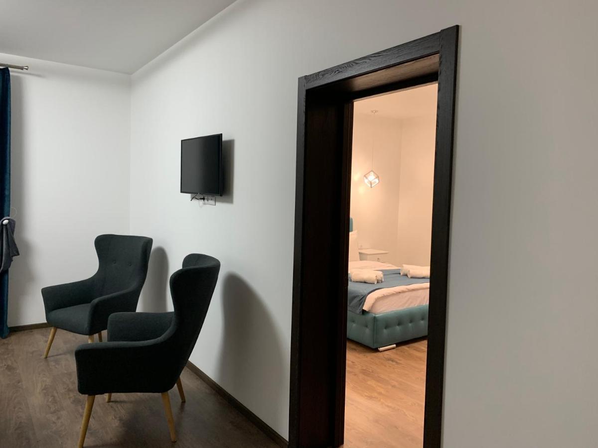 Imperial Hotel 부코벨 외부 사진