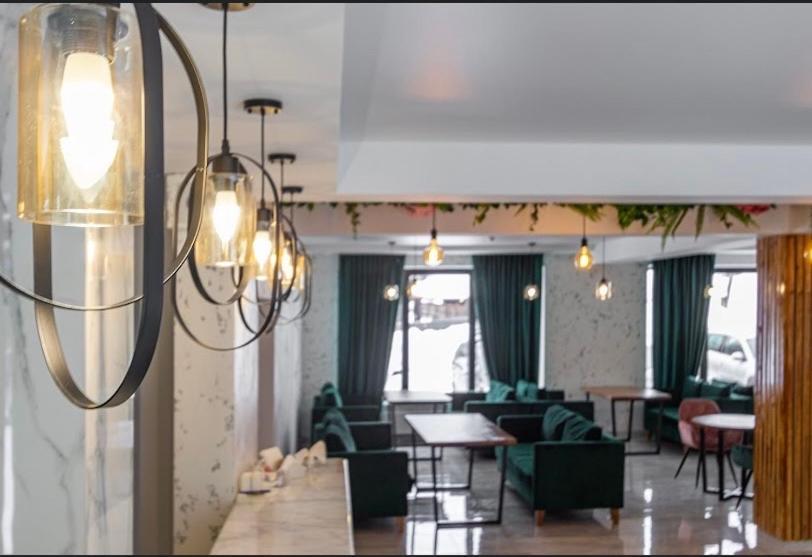 Imperial Hotel 부코벨 외부 사진
