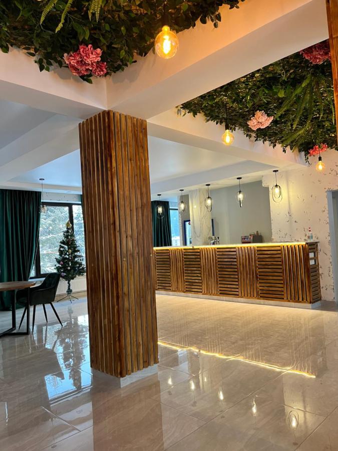 Imperial Hotel 부코벨 외부 사진